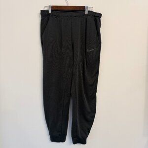 🔥 Nike Men’s Dri-Fit Joggers – Dark Grey (Size L) 🔥